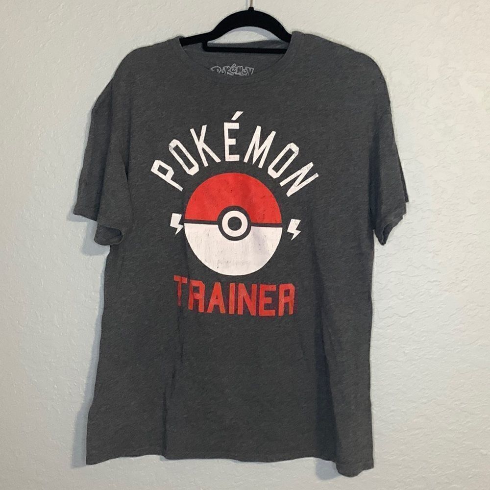 Pokémon Gray T-shirt size L
